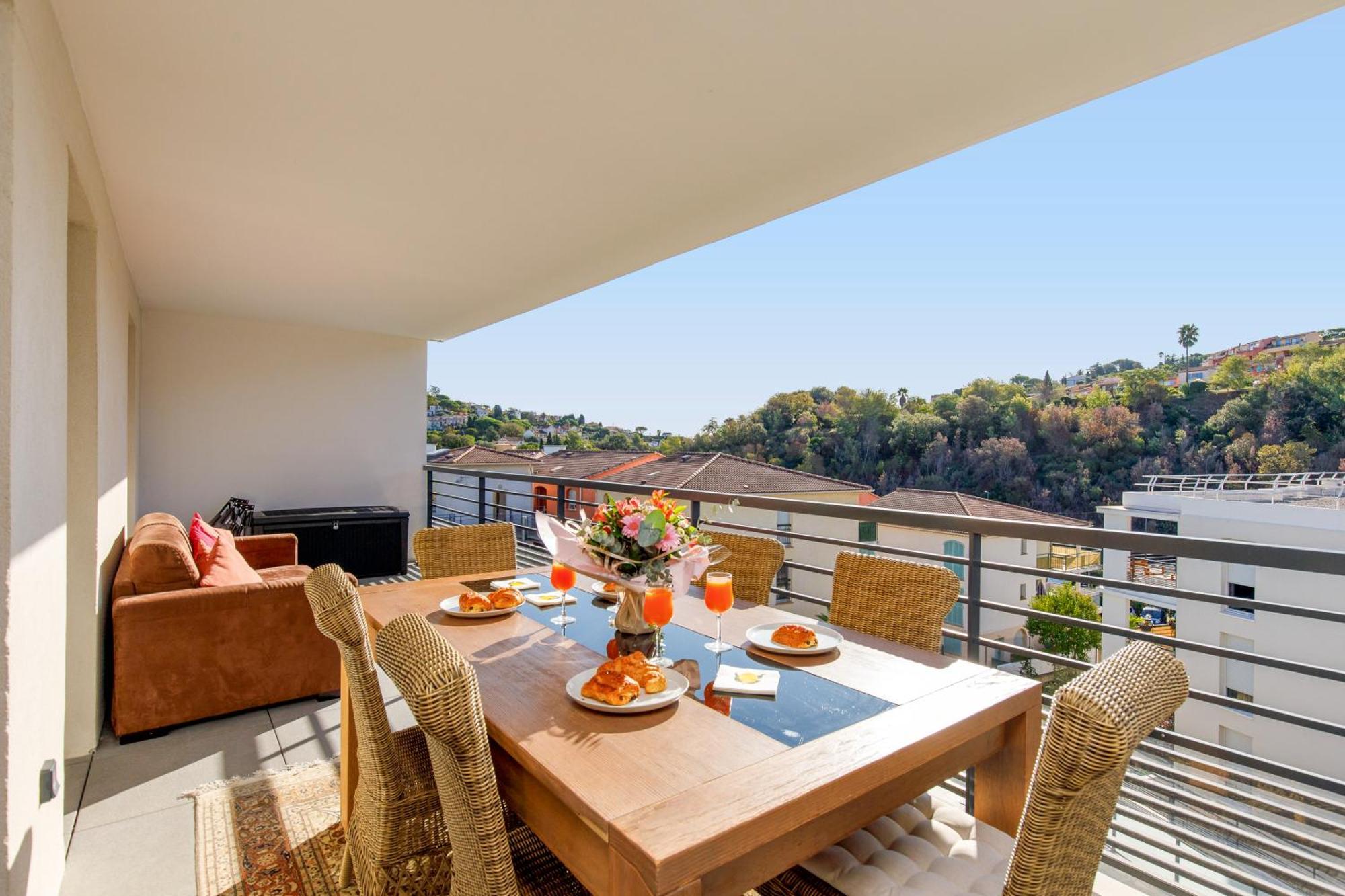 Lovely 2 Bedroom Condo With Pool 瓦洛里 外观 照片